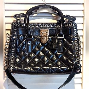 Black quilted leather Michael kors bag EUC.